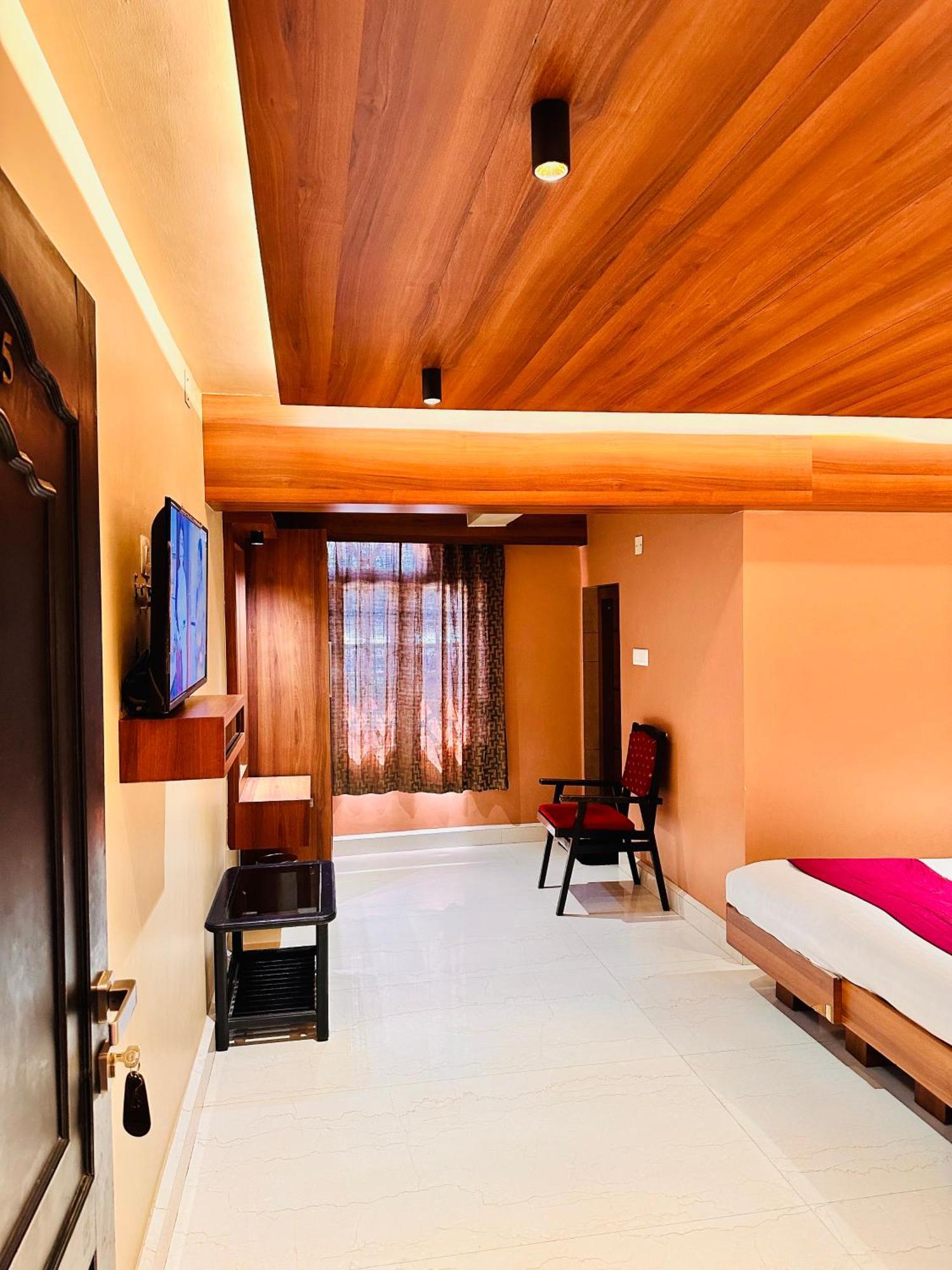 Hotel City Palace Ooty Eksteriør bilde